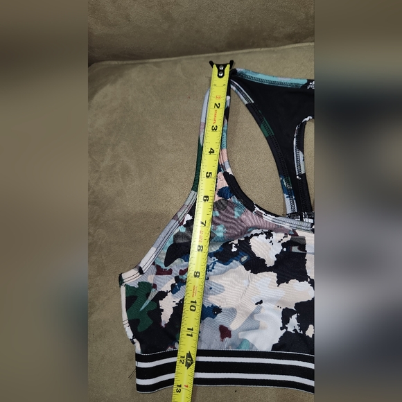FOREVER 21 SPORTS BRA! 🌞 FINAL OFFER!! - Picture 5 of 8